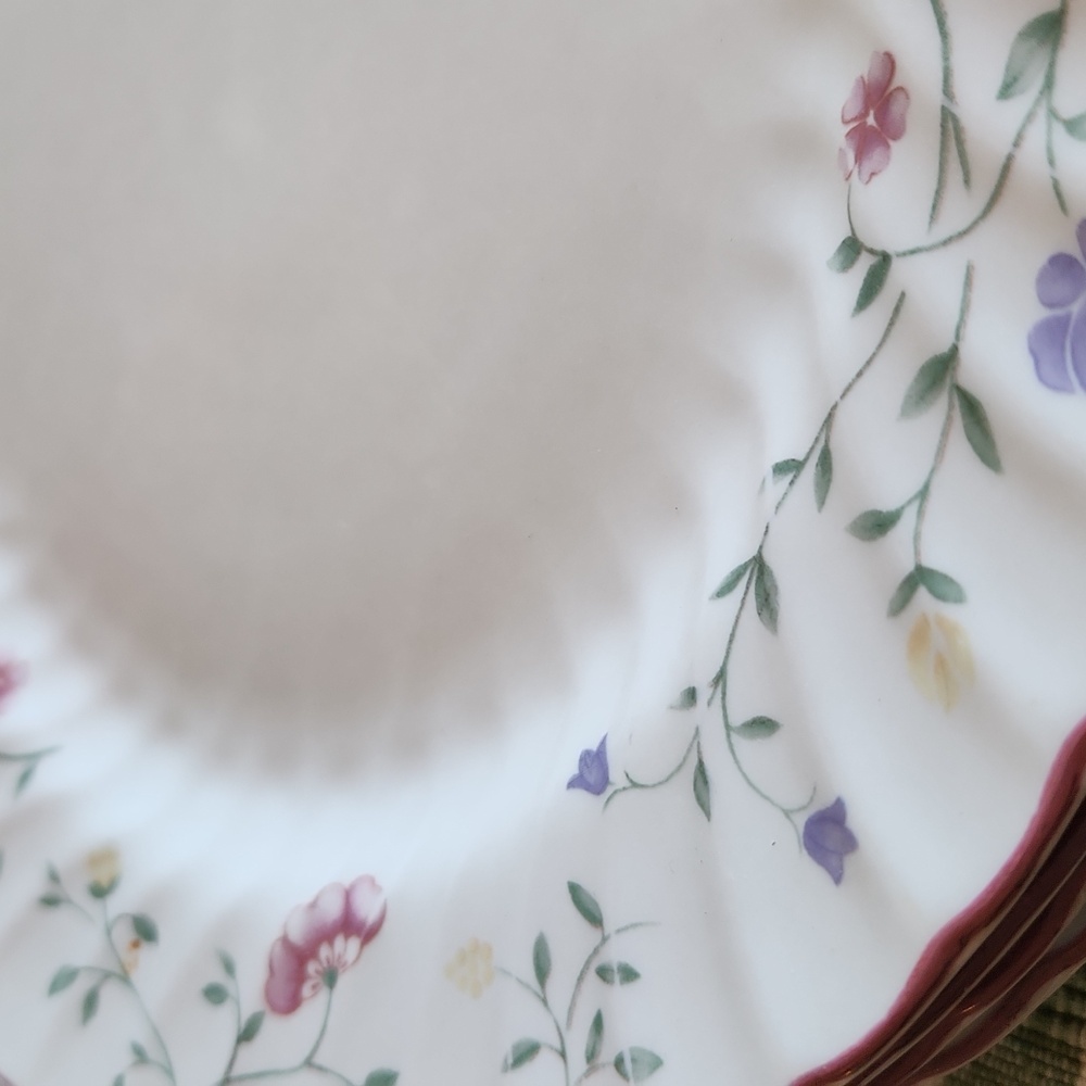 Summer Chintz Pattern Dinner Plates By Johnson Bros. England Ceramic Floral - Picture 11 of 11